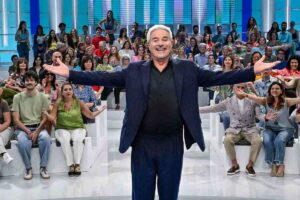 Il conduttore romano, Pino Insegno