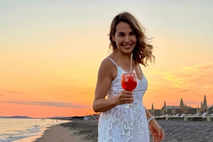 barbara d'urso in spiaggia