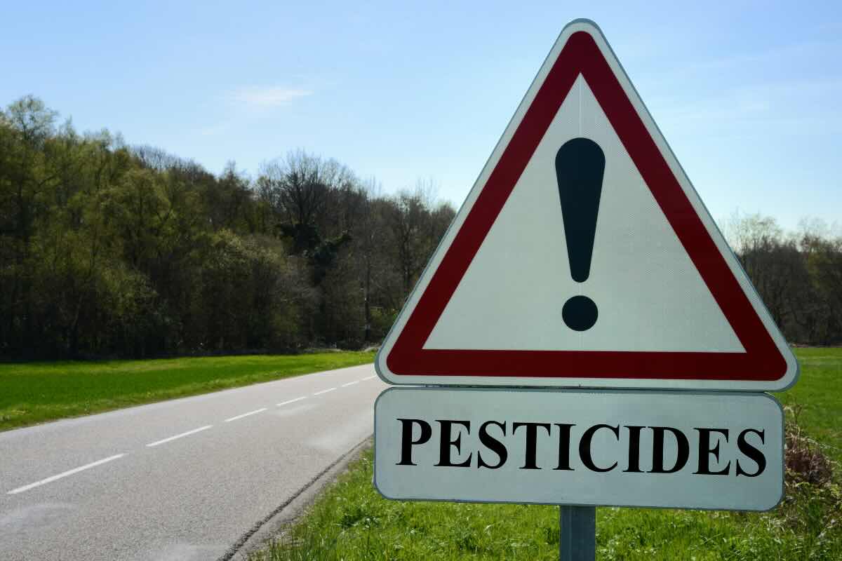 segnale pericolo pesticidi
